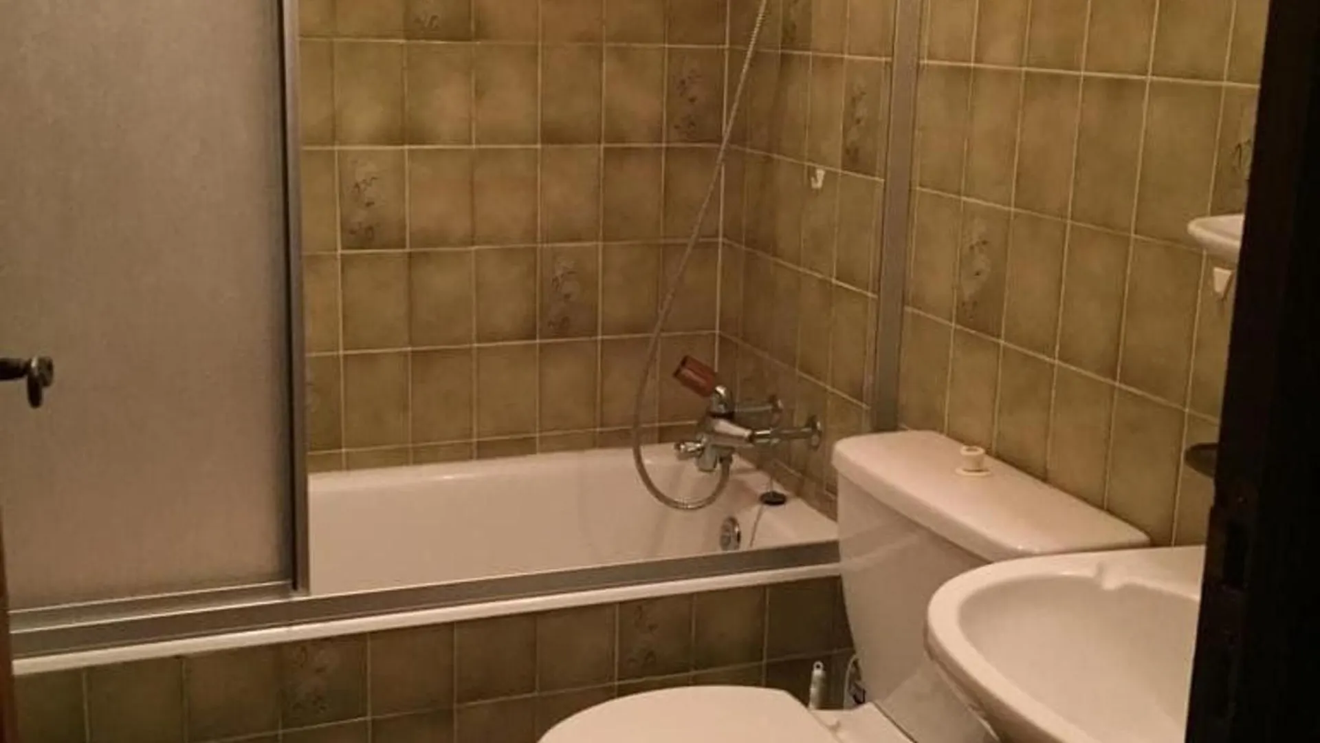 Studio Confortable Pour 3 Pers. A Chatel Avec Parking - Fr-1-676-214